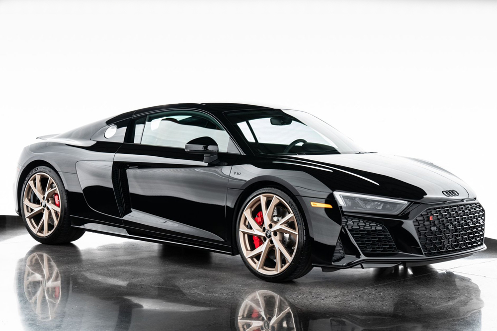 Superšporty - Audi R8 V10 Performance